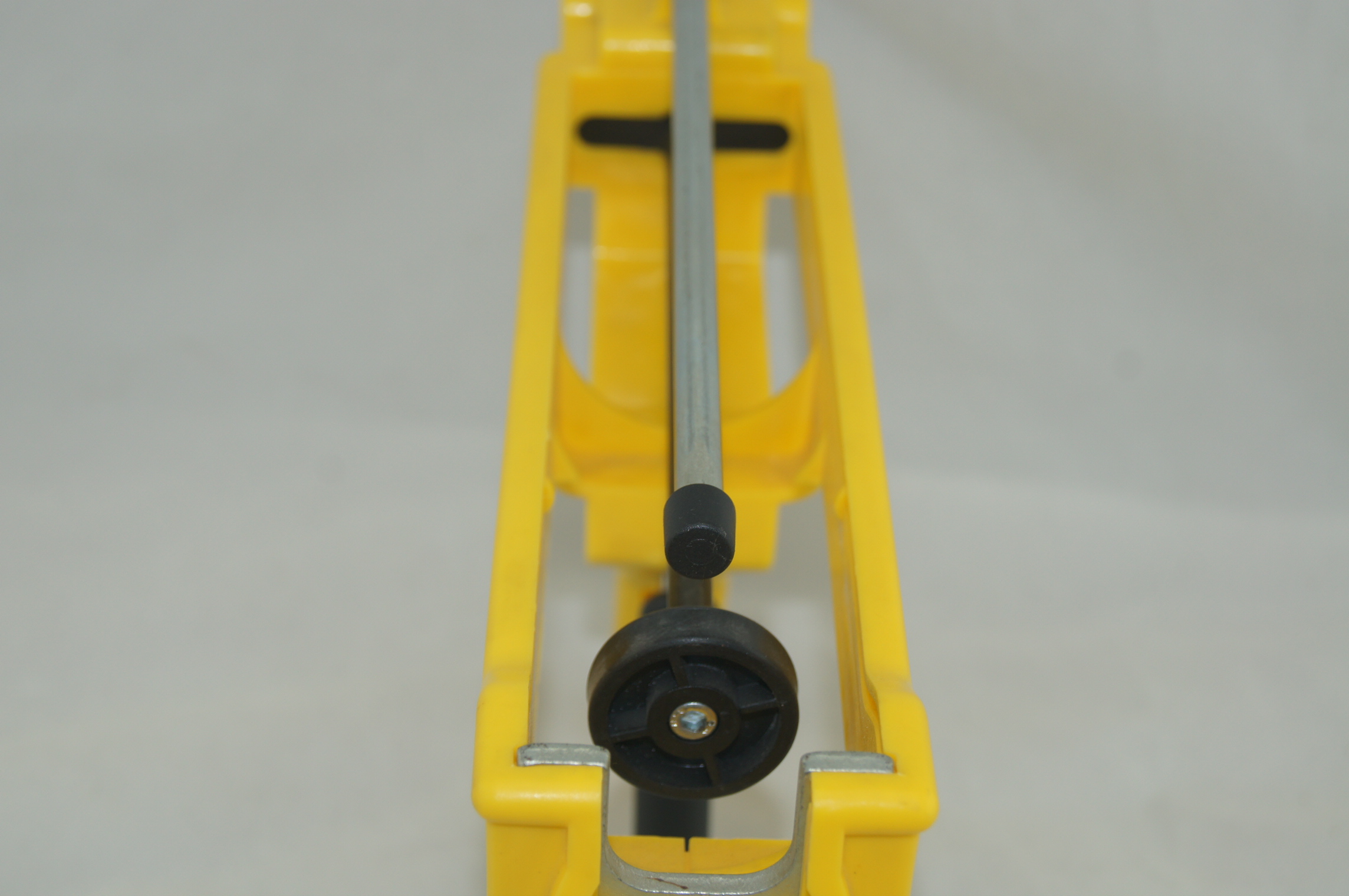 Adhesive Gun
