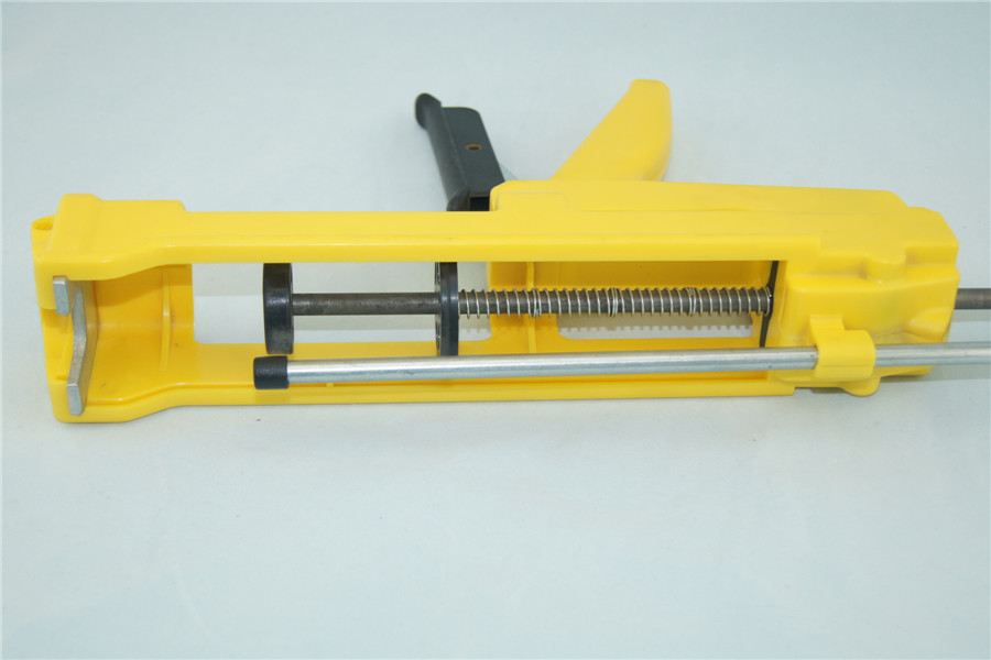 Applicator Gun